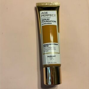 L’Oréal. Age perfect.  foundation. Color hazelnut-115